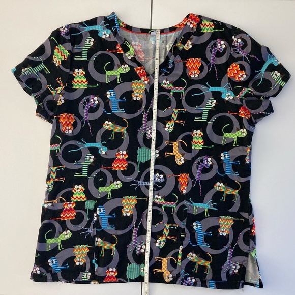 SCRUB TOP - Picture 2 of 2